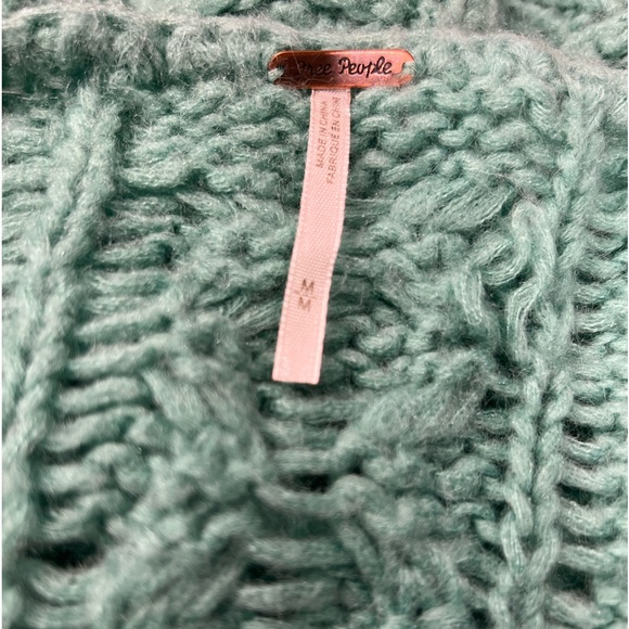 Free People Open Knit Mint Green Long Sleeve Sweater Size Medium - Picture 8 of 12